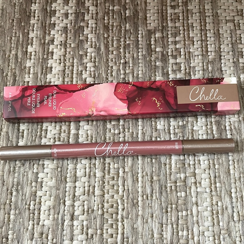 Chella Dual Liquid Liner